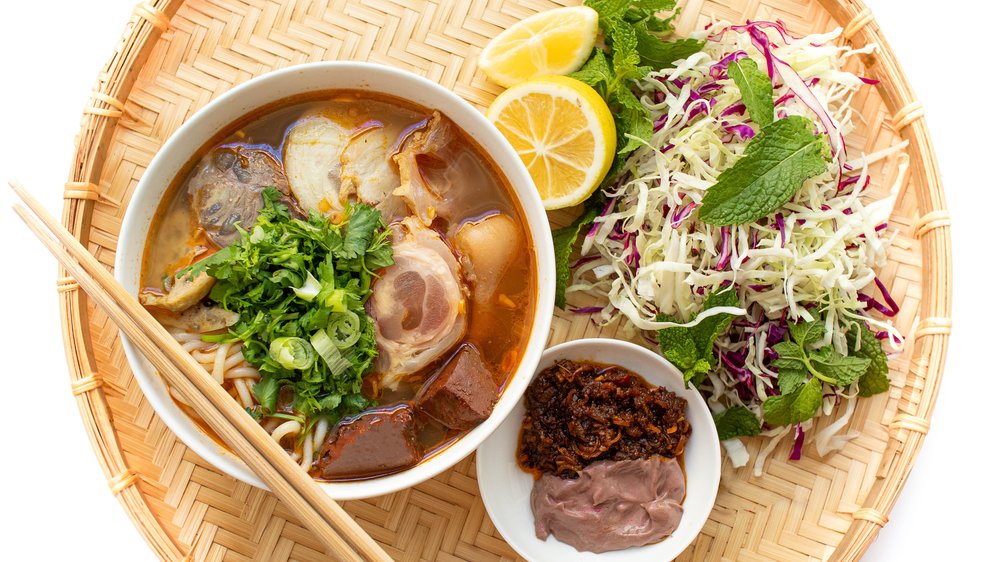 Bún Bò Huế: Recipe of Noodle Soup with Beef in Hue