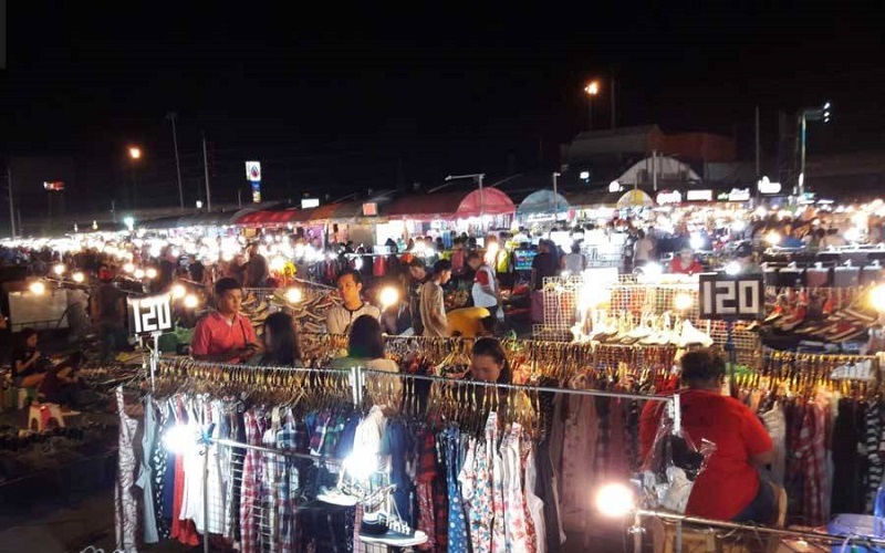 Le Duan Night Market Danang