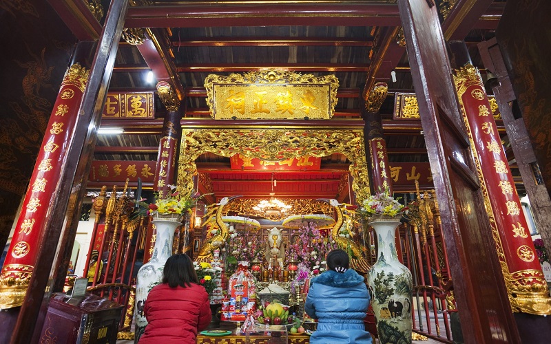 bach-ma-temple-hanoi