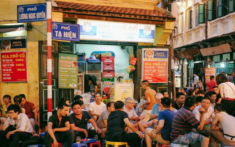 ta-hien-beer-street-hanoi-old-quarter