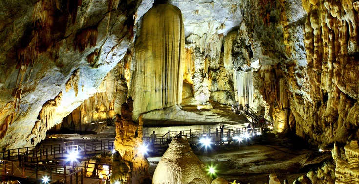 paradise-cave-day-trip-from-hue