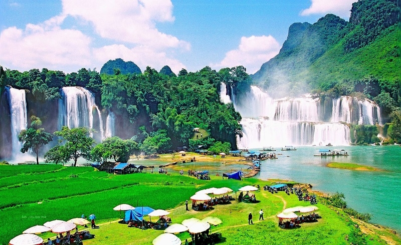 BAn Gioc Waterfall Travel Guide