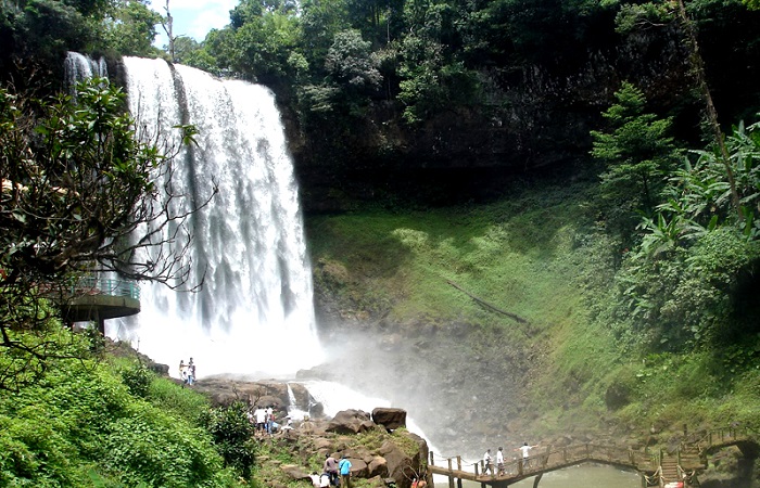 Dambri Waterfall Photos