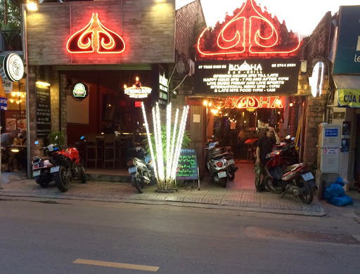 Ho Chi Minh Finds People Visited Buddha Bar for nCoV Control