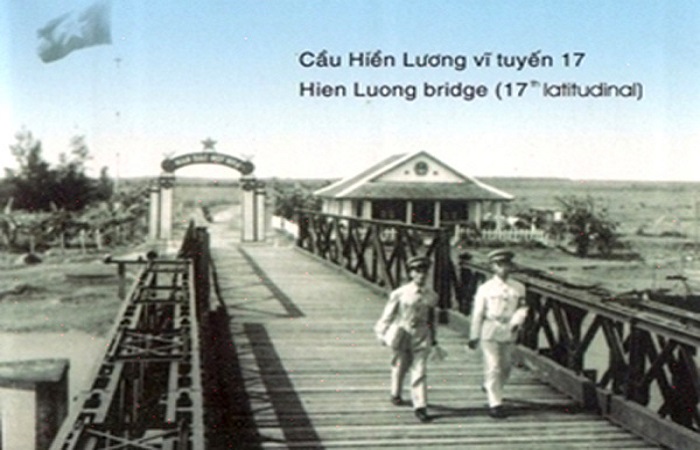 Hien Luong Bridge History