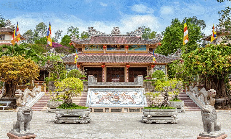 Long Son Pagoda Photo Review