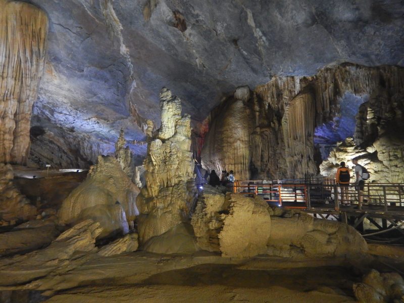 paradise-cave-phong-nha-vietnam
