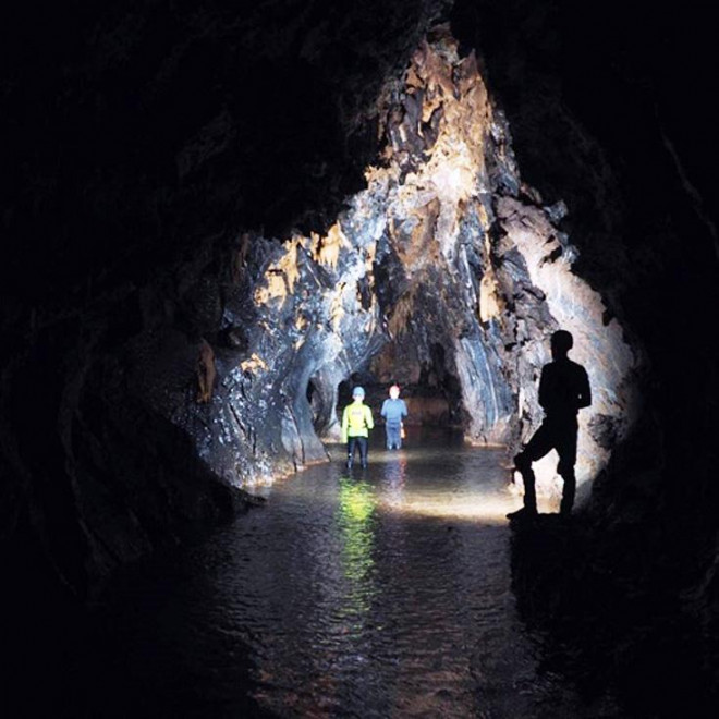 Quang Binh Tourism: Discovered 12 Magnificent New Caves