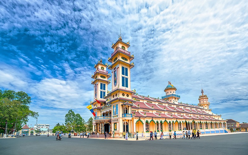vietnamese-temple