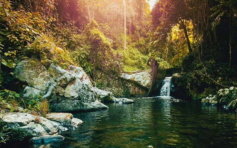 sapa-vietnam-silver-waterfall-photos