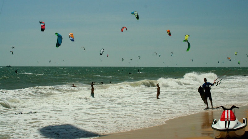 Kite Surfing Mui Ne