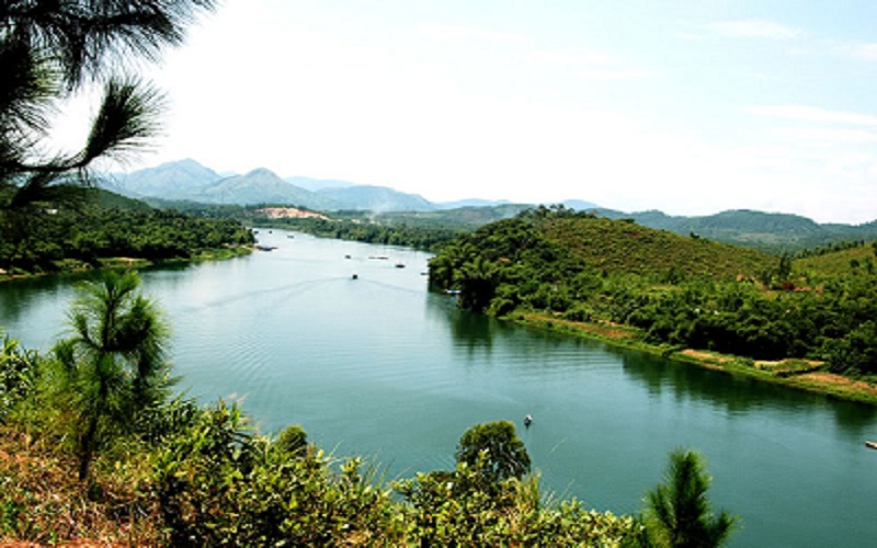 Vong Canh Hill: Admire the Beautiful Nature & Tranquility of Hue